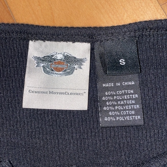 Harley Davidson long sleeve tee size small black with simple bling detail - Picture 2 of 5